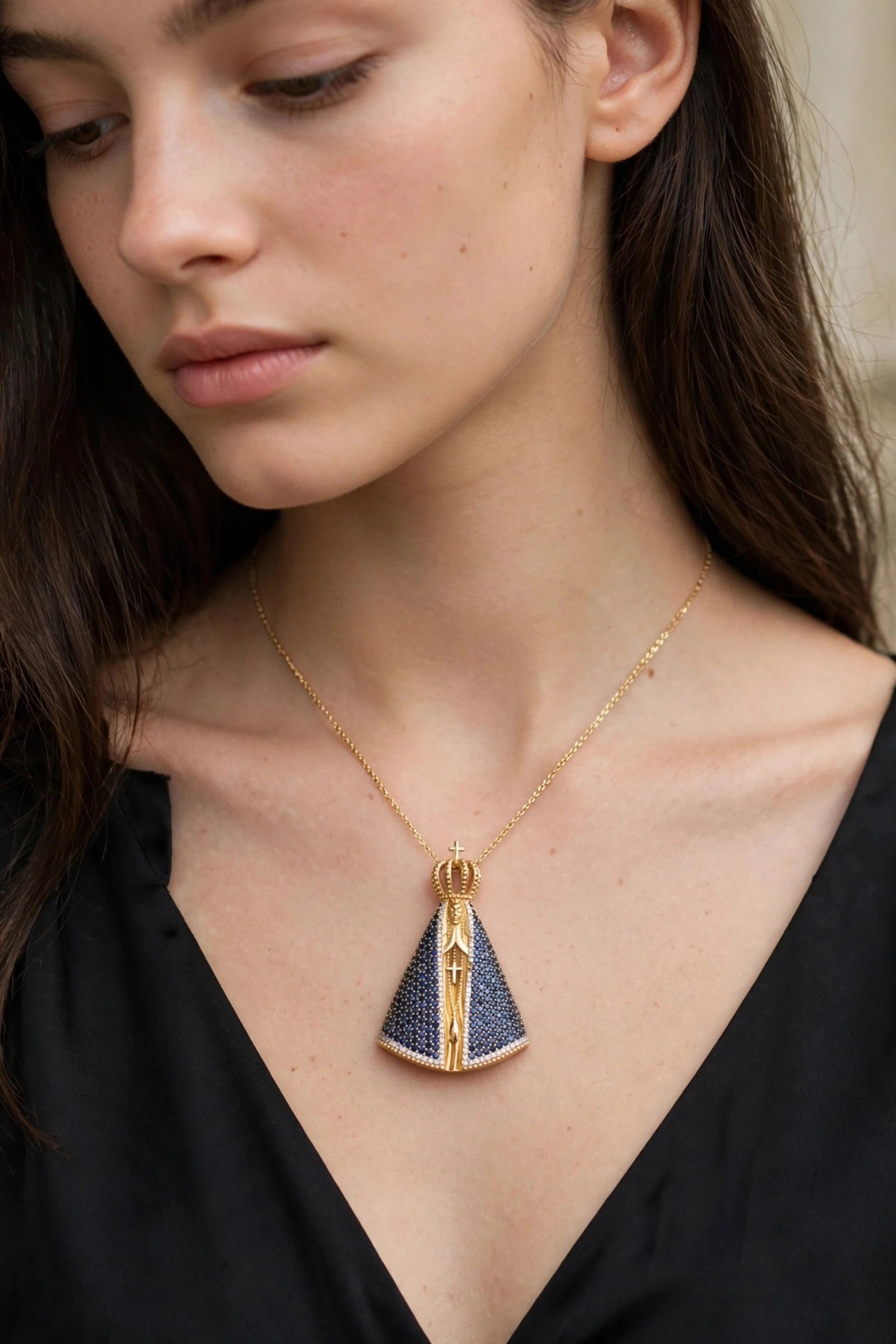 Pingente em Ouro Amarelo 18k com Diamante e Safira