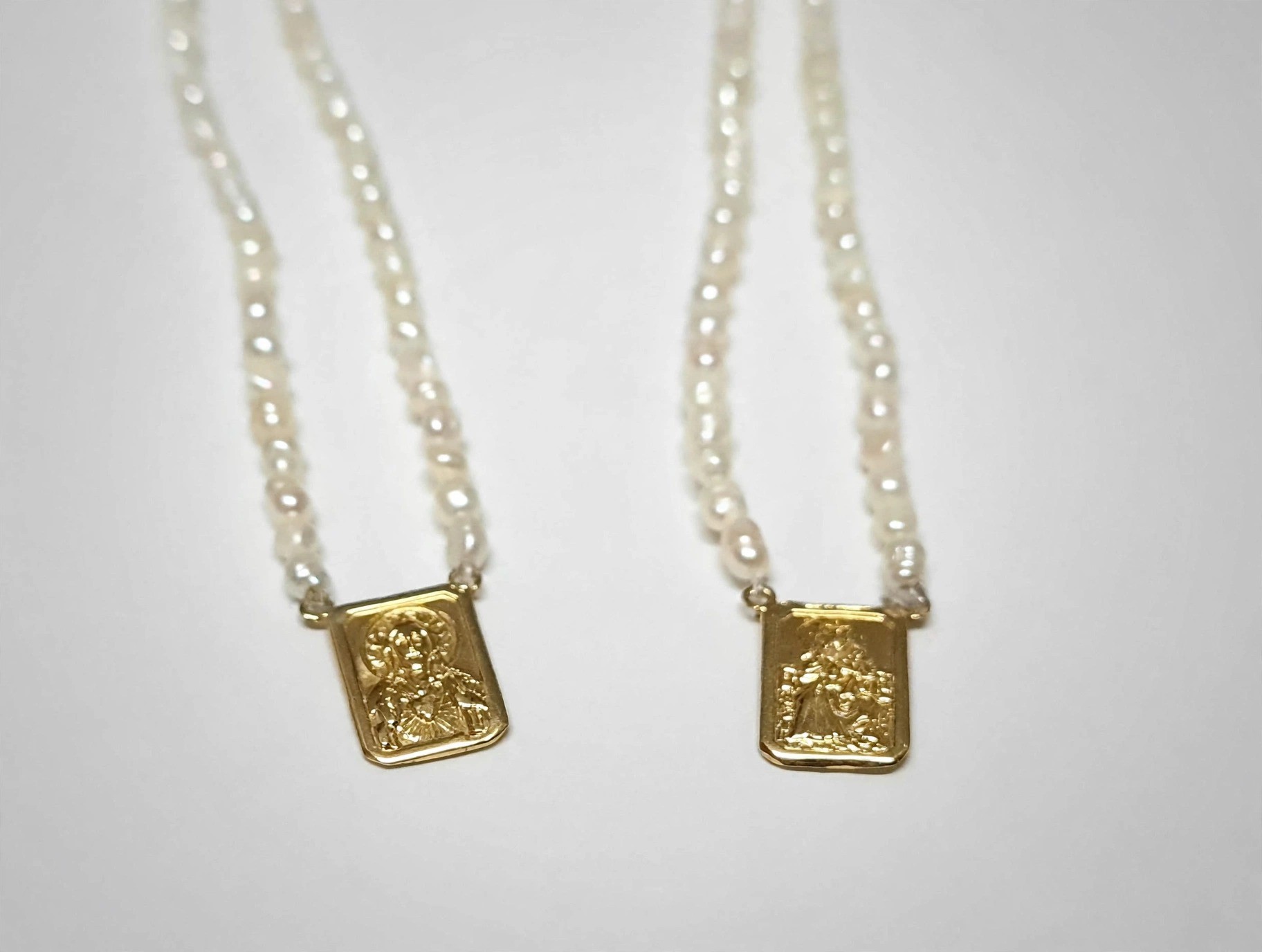 Escapulário em Ouro 18k com Pérola III