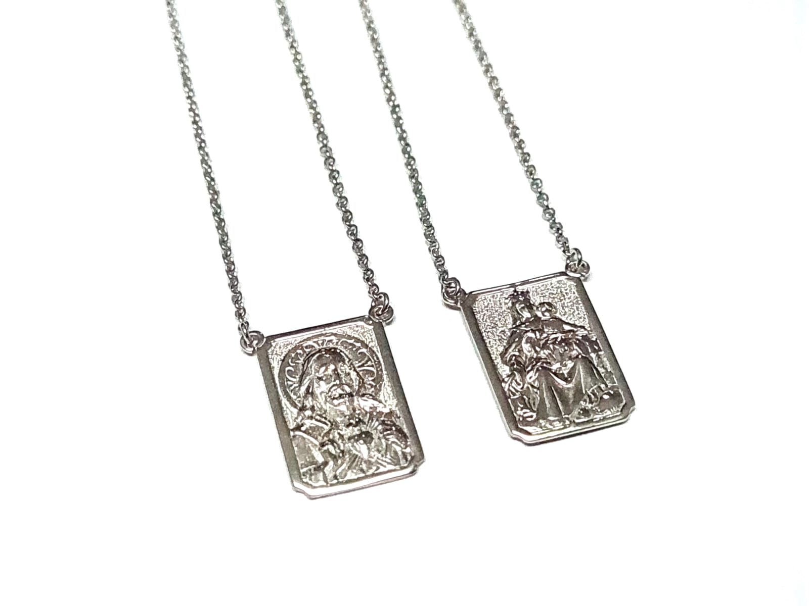 Escapulário Elo Português em Ouro Branco 18k