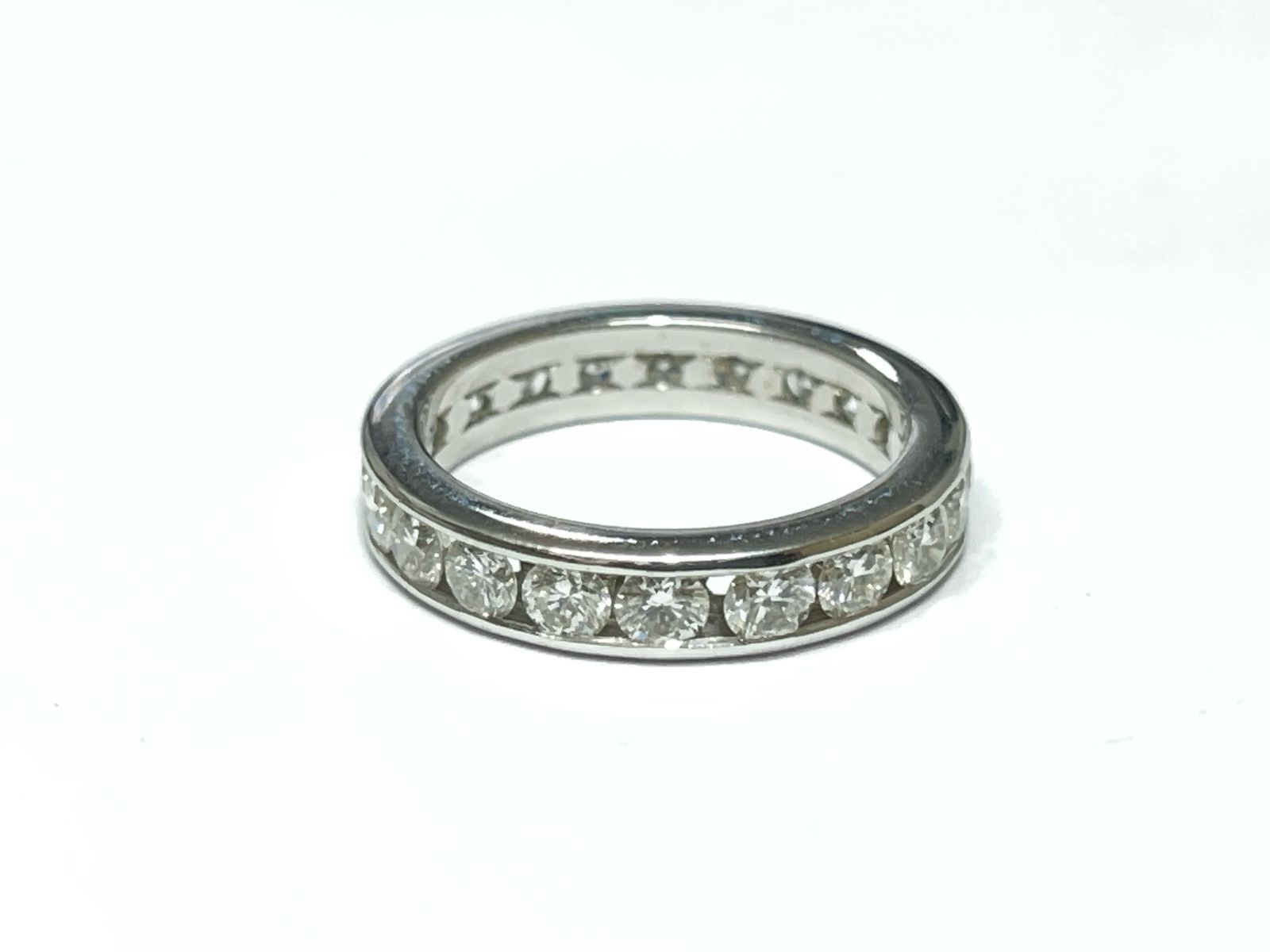 Aliança em Ouro Branco 18k